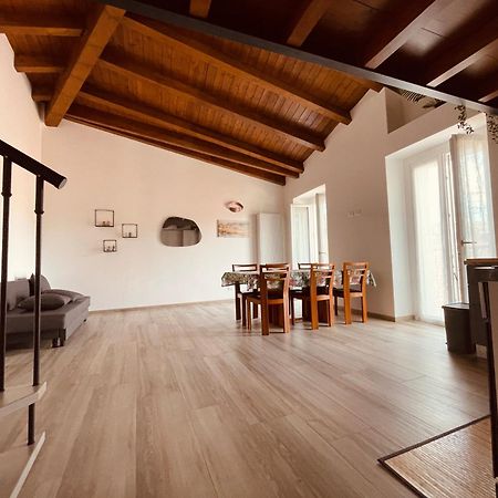 Lake House Vercurago Bagian luar foto