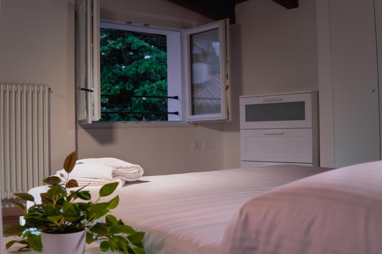 Lake House Vercurago Bagian luar foto